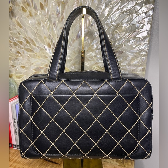 CHANEL Wild Stitch Calfskin Leather Handbag Zip Tote Purse - Picture 2 of 16